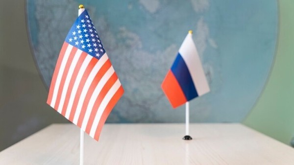 В ЦБ назвали преждевременными обсуждения о снятии санкций США с России В ЦБ назвали преждевременными обсуждения о снятии санкций США с России