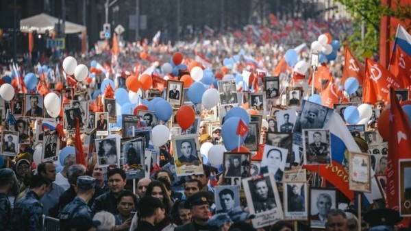 "Бессмертный полк" в Подмосковье пройдет в онлайн-формате "Бессмертный полк" в Подмосковье пройдет в онлайн-формате