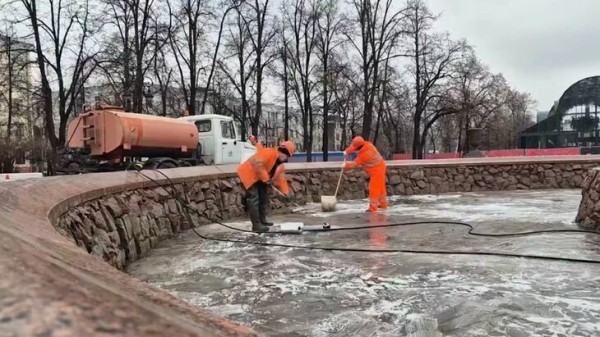 Финальный этап подготовки фонтанов к открытию сезона начался в Москве Финальный этап подготовки фонтанов к открытию сезона начался в Москве