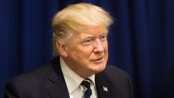 Трамп назвал Овечкина "великим" после установления рекорда Трамп назвал Овечкина "великим" после установления рекорда