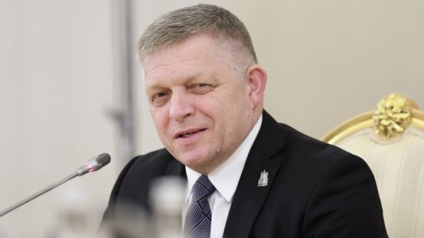 Фицо назвал свою поездку в Москву чрезвычайно успешной Фицо назвал свою поездку в Москву чрезвычайно успешной