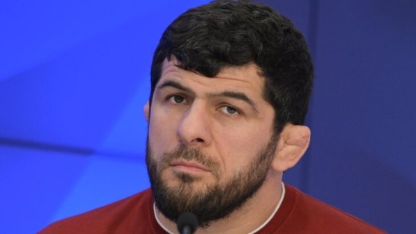 Главный тренер сборной РФ по вольной борьбе отстранен из-за обвинения в допинге Главный тренер сборной РФ по вольной борьбе отстранен из-за обвинения в допинге
