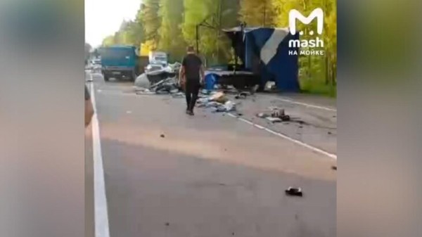 Один человек погиб в результате массового ДТП в Ленинградской области Один человек погиб в результате массового ДТП в Ленинградской области
