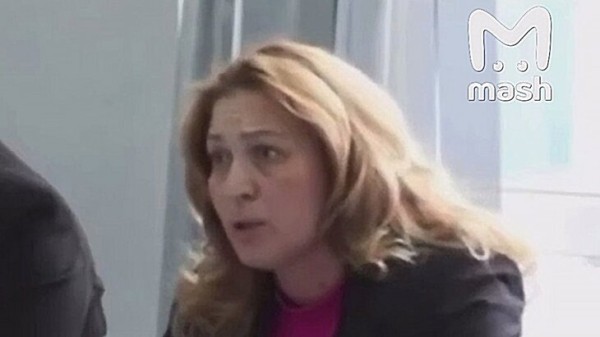 В Абхазии уволили чиновницу после скандального высказывания о туристах В Абхазии уволили чиновницу после скандального высказывания о туристах