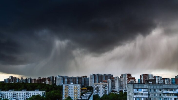 Мощные освежающие ливни накроют Москву на следующей неделе Мощные освежающие ливни накроют Москву на следующей неделе