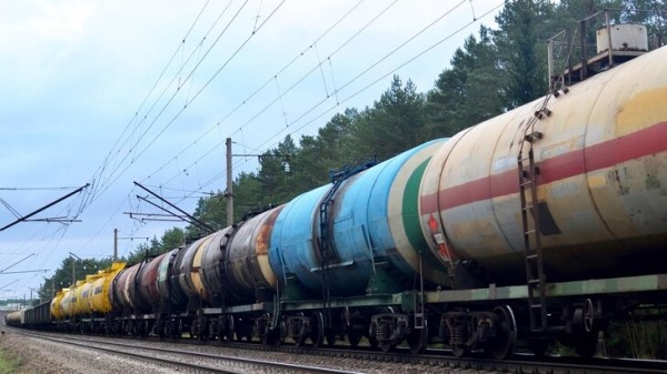 Правительство РФ ввело запрет на экспорт бензина для нефтяников до 31 августа Правительство РФ ввело запрет на экспорт бензина для нефтяников до 31 августа