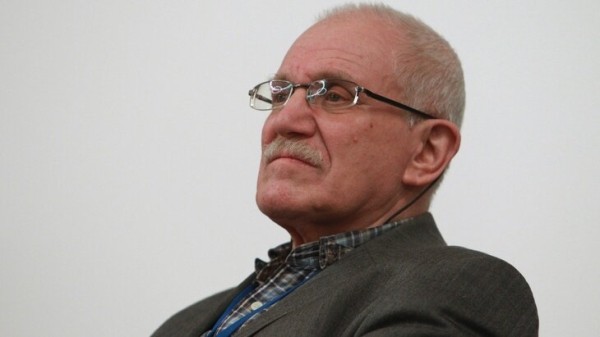 Режиссера Александра Митту госпитализировали Режиссера Александра Митту госпитализировали