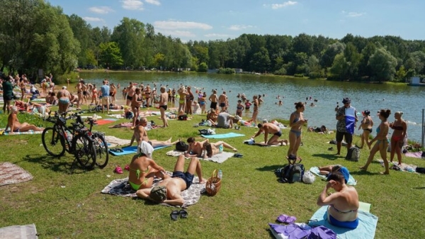 Синоптик Вильфанд: вода в Москве прогрелась лучше, чем в Черном море Синоптик Вильфанд: вода в Москве прогрелась лучше, чем в Черном море