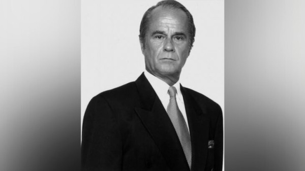 Скончался актер из "Звездного пути" Питер Генри Шредер Скончался актер из "Звездного пути" Питер Генри Шредер