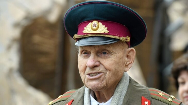 Умер оставивший автограф на стене Рейхстага ветеран ВОВ Сычев Умер оставивший автограф на стене Рейхстага ветеран ВОВ Сычев