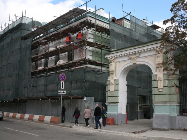 Реставраторы начали работу над усадьбой Морозовых в Подсосенском переулке Реставраторы начали работу над усадьбой Морозовых в Подсосенском переулке