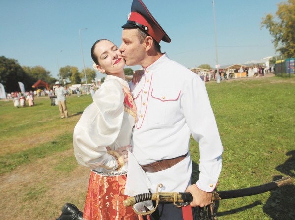 В Парке Победы состоится XIV Межрегиональный творческий фестиваль славянского искусства «Русское поле В Парке Победы состоится XIV Межрегиональный творческий фестиваль славянского искусства «Русское поле
