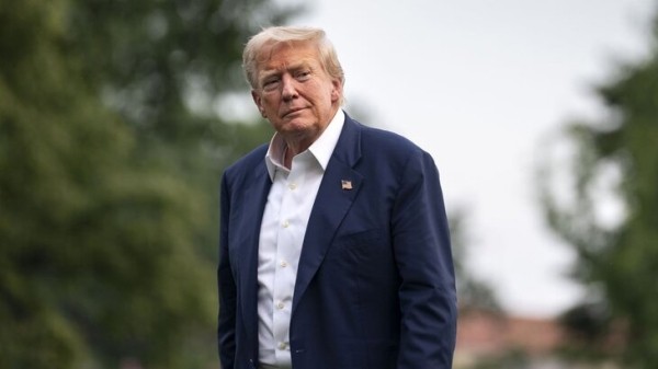 Трамп вновь пригрозил ввести санкции против России Трамп вновь пригрозил ввести санкции против России