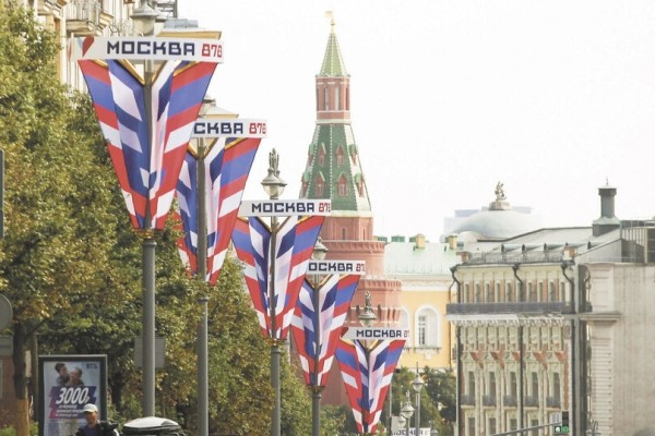 От космического центра до &laquo;Матрешки&raquo;: Москва принимает подарки