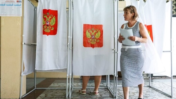 Депутат Пискарев назвал вмешательством в дела России заявление ЕС о выборах в Севастополе Депутат Пискарев назвал вмешательством в дела России заявление ЕС о выборах в Севастополе