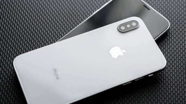 iPhone начали продавать с пометкой о недостатке из-за RuStore iPhone начали продавать с пометкой о недостатке из-за RuStore