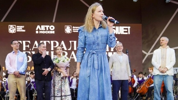 Юлия Пересильд: "Театральный бульвар" стал главным культурным событием лета Юлия Пересильд: "Театральный бульвар" стал главным культурным событием лета