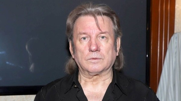 Певец Юрий Лоза обвинил мошенников в использовании его имени в рекламе Певец Юрий Лоза обвинил мошенников в использовании его имени в рекламе