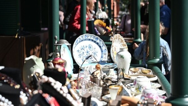 Уникальные сувениры и лакомства ждут гостей "Московских сезонов" в День города Уникальные сувениры и лакомства ждут гостей "Московских сезонов" в День города