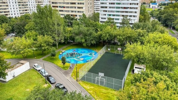 В Москве выполнили основные работы по благоустройству около 2,4 тысячи дворов В Москве выполнили основные работы по благоустройству около 2,4 тысячи дворов