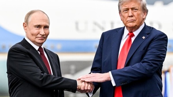 Axios: желание Трампа встретиться с Путиным стало неожиданным для Зеленского Axios: желание Трампа встретиться с Путиным стало неожиданным для Зеленского