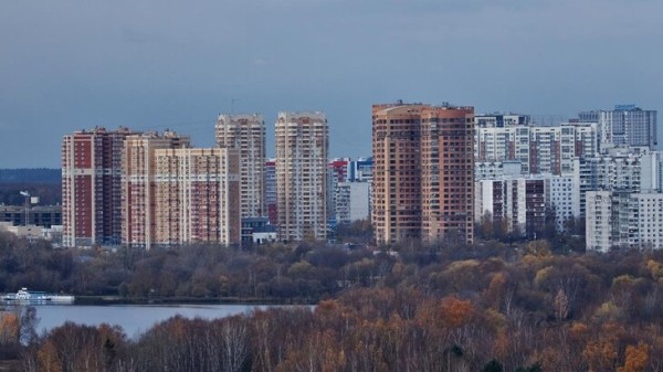 Движение судов по участку канала имени Москвы возобновлено после ремонтных работ Движение судов по участку канала имени Москвы возобновлено после ремонтных работ