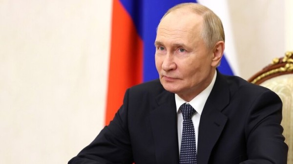 Путин отменил акцизы на дизельное топливо до мая 2026 года Путин отменил акцизы на дизельное топливо до мая 2026 года