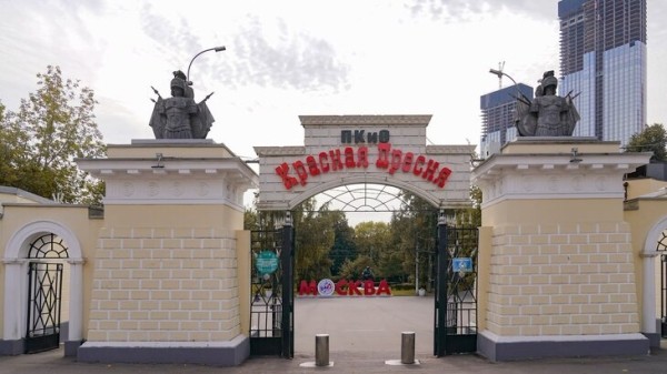 Фотовыставка о профессиях в сфере строительства открылась в парке "Красная Пресня" Фотовыставка о профессиях в сфере строительства открылась в парке "Красная Пресня"