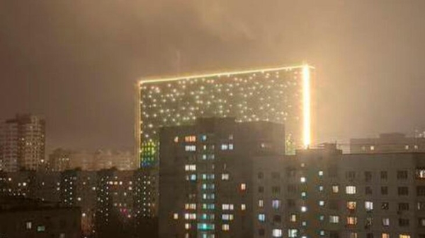 Москвичи пожаловались на подсветку нового ЖК "Малевич" Москвичи пожаловались на подсветку нового ЖК "Малевич"