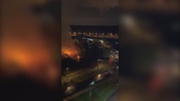Пожар в одноэтажных зданиях в ТиНАО ликвидирован Пожар в одноэтажных зданиях в ТиНАО ликвидирован