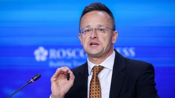 Сийярто заявил, что Венгрия не допустит вступления Украины в ЕС Сийярто заявил, что Венгрия не допустит вступления Украины в ЕС