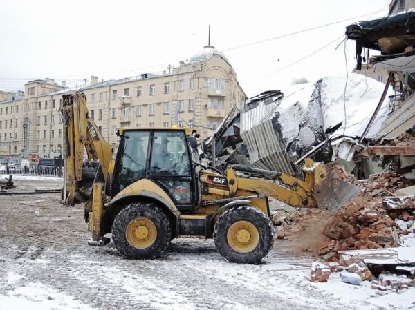 «Огромный спорткомплекс оказался самостроем»: как борются с незаконно возведенными объектами «Огромный спорткомплекс оказался самостроем»: как борются с незаконно возведенными объектами