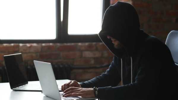 Мошенники начали создавать в мессенджерах ботов под видом сервиса СФР Мошенники начали создавать в мессенджерах ботов под видом сервиса СФР