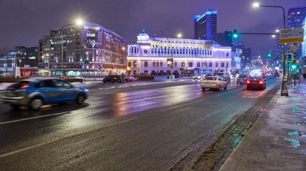 Движение возобновлено на нескольких улицах Москвы Движение возобновлено на нескольких улицах Москвы