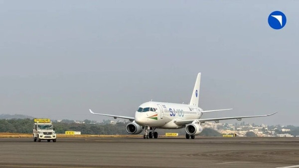 Самолеты Ил-114-300 и SSJ 100 преодолели в штатном режиме 10 стран Самолеты Ил-114-300 и SSJ 100 преодолели в штатном режиме 10 стран