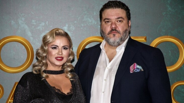 Анна Семенович рассказала, что ее жених прервал командировку ради 14 февраля Анна Семенович рассказала, что ее жених прервал командировку ради 14 февраля