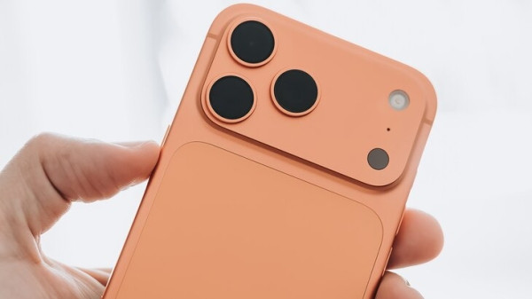 Цена на iPhone 17 снизилась в России до 67 тысяч рублей Цена на iPhone 17 снизилась в России до 67 тысяч рублей