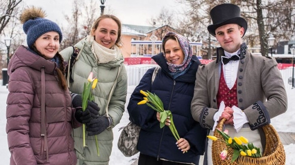 Цикл встреч с актерами и режиссерами пройдет в кинопарке "Москино" 8 марта Цикл встреч с актерами и режиссерами пройдет в кинопарке "Москино" 8 марта
