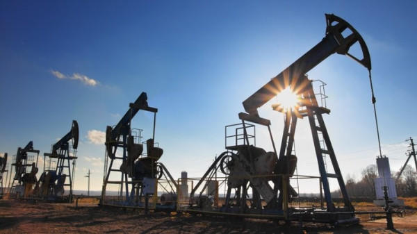 США разрешили продажу российской нефти, загруженной на суда до 12 марта США разрешили продажу российской нефти, загруженной на суда до 12 марта