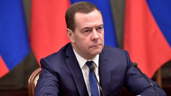 Медведев прокомментировал закрытие Ормузского пролива Медведев прокомментировал закрытие Ормузского пролива