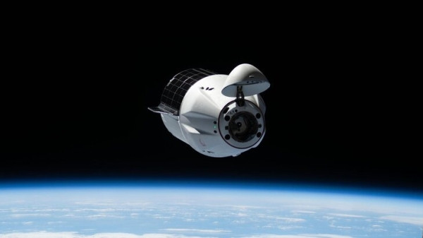 Грузовой корабль Cargo Dragon пристыковался к МКС Грузовой корабль Cargo Dragon пристыковался к МКС