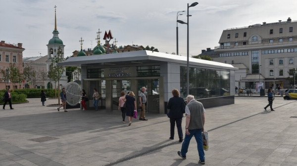 Москвичам рекомендовали пересесть на метро из-за перекрытий на Садовом кольце 16 мая Москвичам рекомендовали пересесть на метро из-за перекрытий на Садовом кольце 16 мая