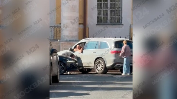 Супруга актера Юры Борисова опровергла ДТП с его участием в центре Москвы Супруга актера Юры Борисова опровергла ДТП с его участием в центре Москвы