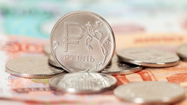 В Госдуме назвали крепкий рубль причиной падения экспорта В Госдуме назвали крепкий рубль причиной падения экспорта
